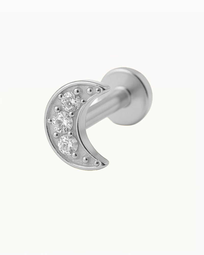 Titanium Piercing in Maanvorm - Safiya